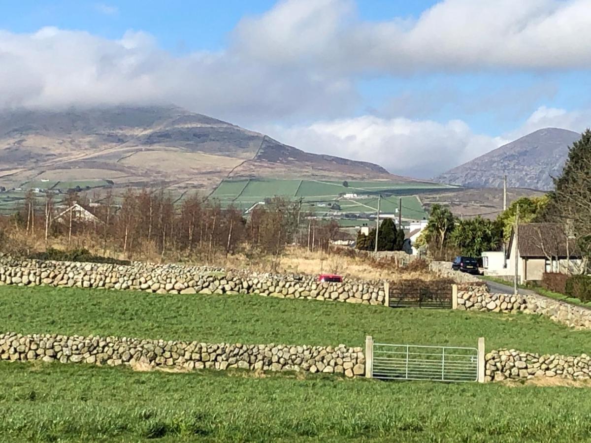 Moneydarragh Cottage With Uninterrupted Mountain And Sea Views- Hot Tub Available For Hire Annalong Buitenkant foto